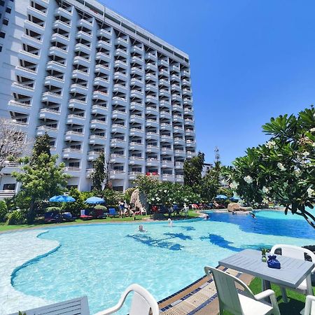 Grand Jomtien Palace Hotel - Sha Extra Plus Esterno foto