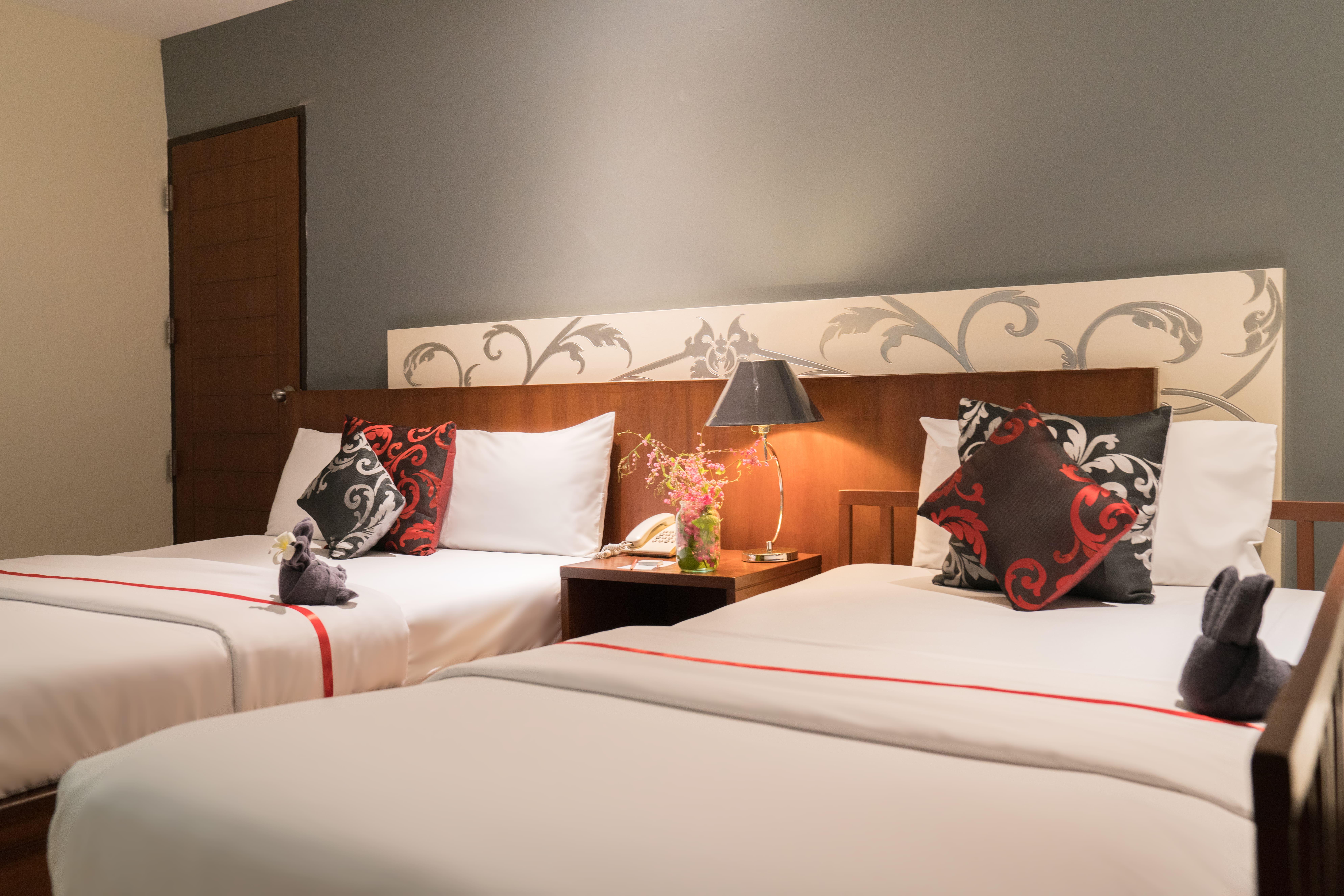 Grand Jomtien Palace Hotel - Sha Extra Plus Esterno foto