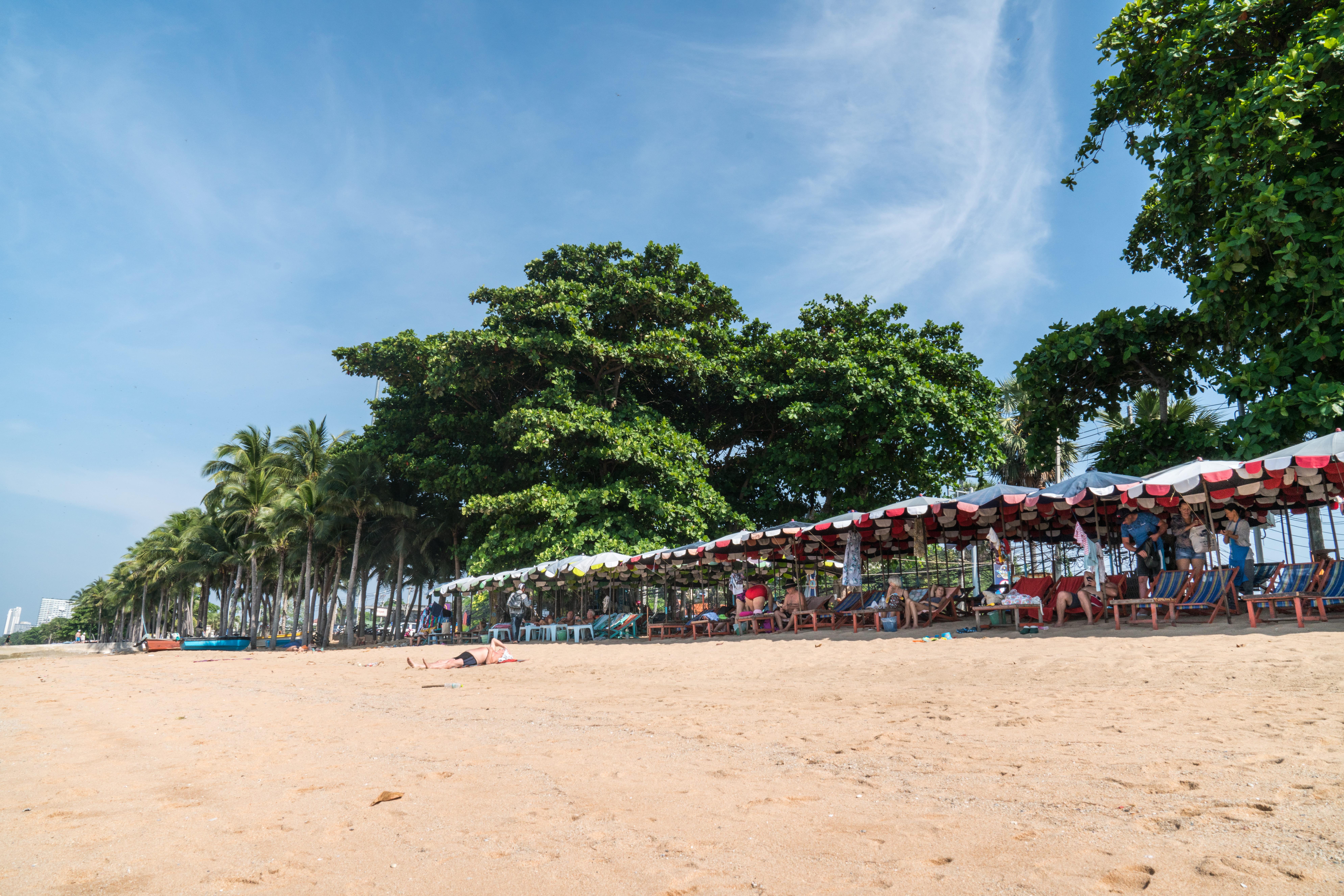 Grand Jomtien Palace Hotel - Sha Extra Plus Esterno foto
