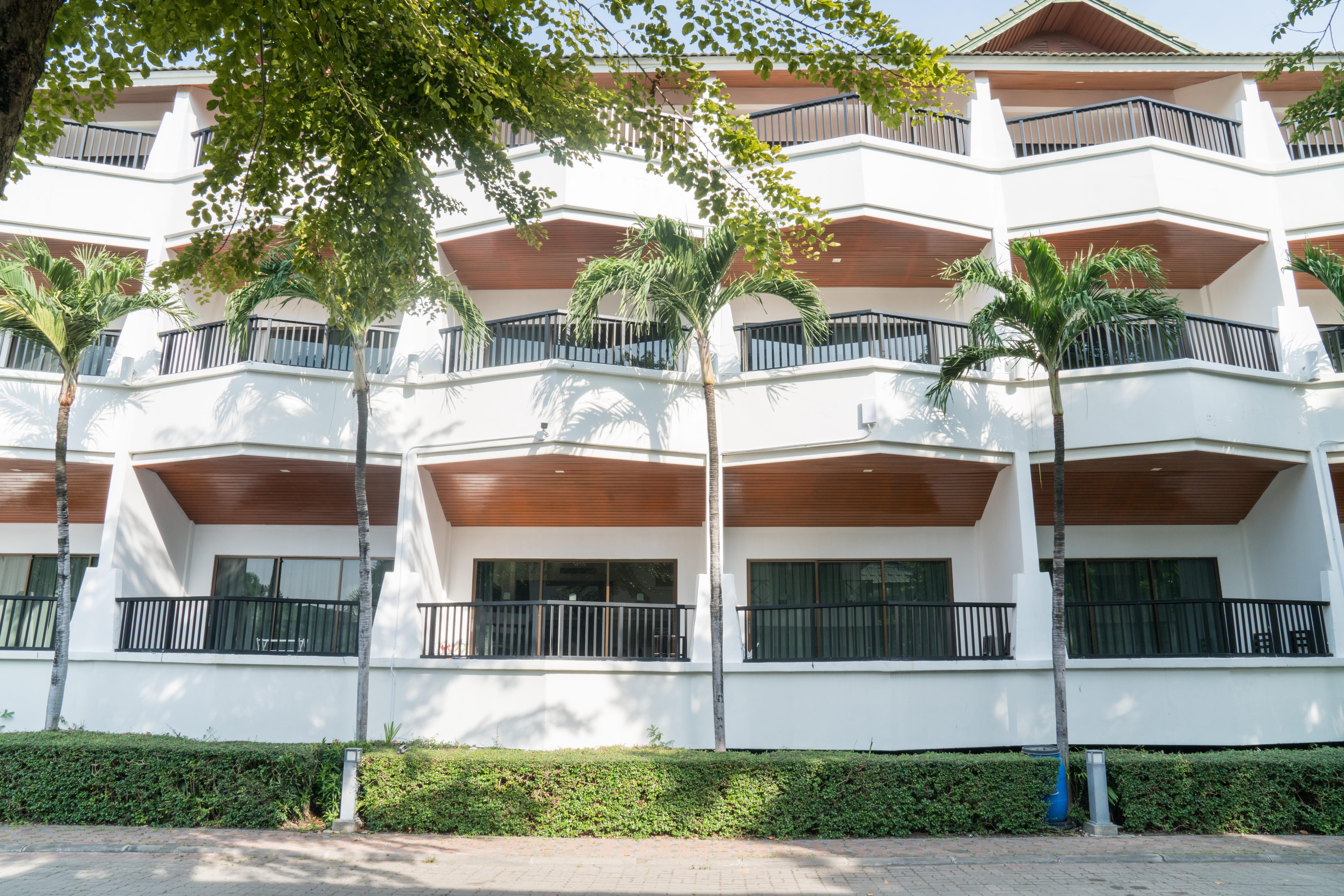 Grand Jomtien Palace Hotel - Sha Extra Plus Esterno foto