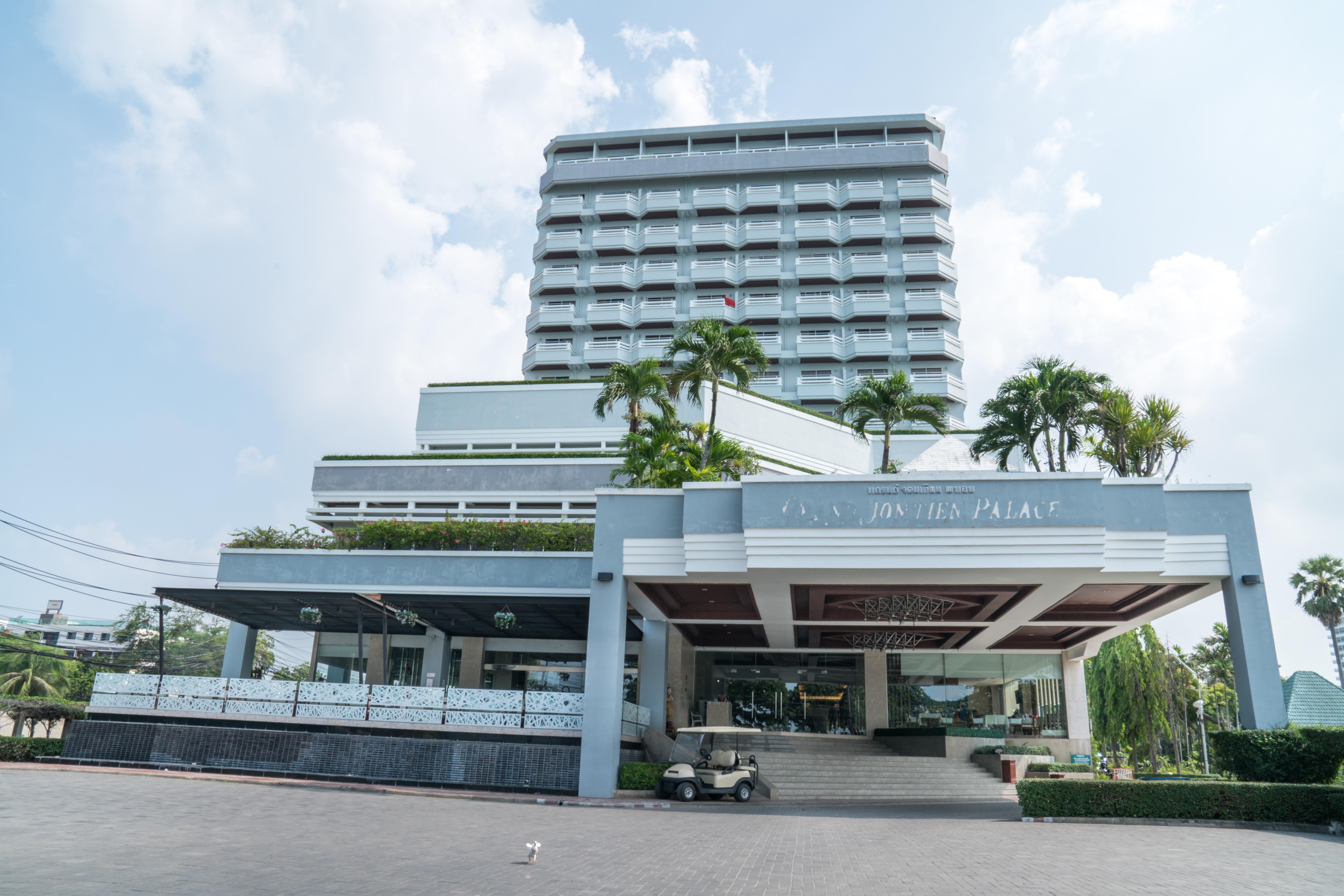 Grand Jomtien Palace Hotel - Sha Extra Plus Esterno foto