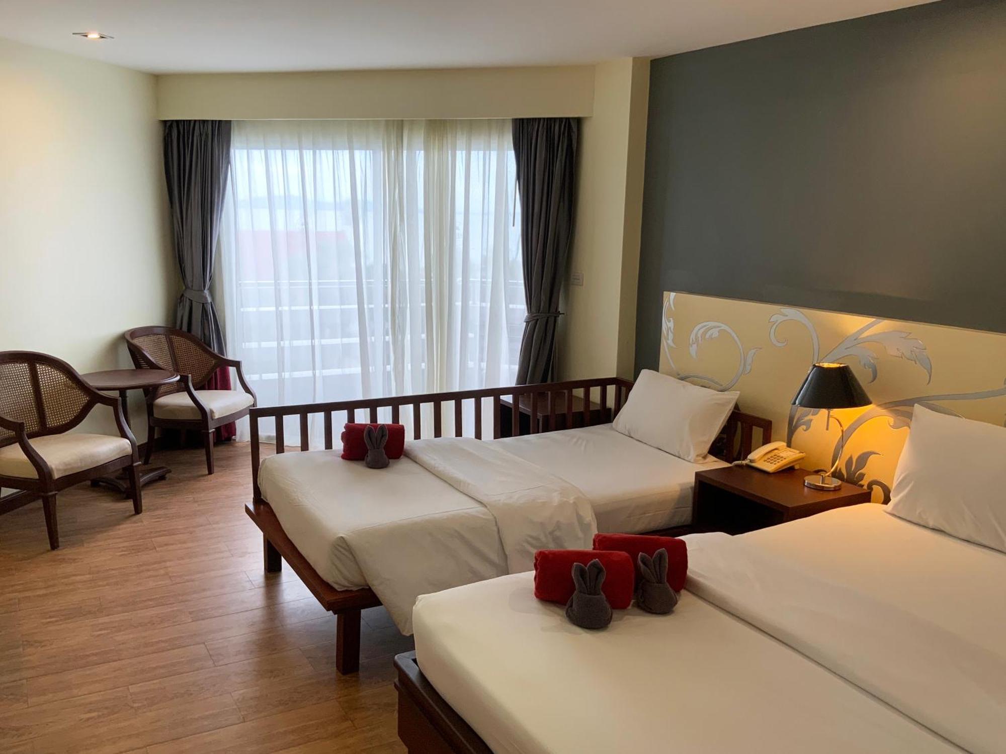 Grand Jomtien Palace Hotel - Sha Extra Plus Esterno foto